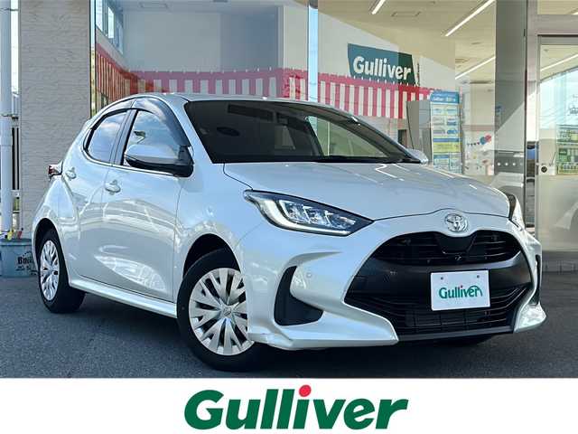 トヨタ ヤリス Z 福島県 2022(令4)年 1万km ホワイトパールクリスタルシャイン 登録時走行距離：9935km/純正メモリナビ/ (BT/AM/FM)/バックカメラ/全周囲カメラ/プッシュスタート/前後ドライブレコーダー/ステアリングスイッチ/クルーズコントロール/シートヒーター/ (D席/N席）/純正フロアマット/電動格納ミラー/ウィンカーミラー/LEDヘッドライト/オートライト/オートマチックハイビーム/横滑り防止装置/レーンキープアシスト/スマートキー/スペアキー/保証書/取扱説明書