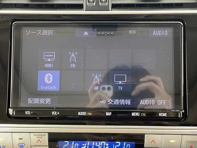 トヨタ ランドクルーザー プラド TX Lパッケージ 三重県 2021(令3)年 4.8万km ホワイトパールクリスタルシャイン 禁煙車/純正SDナビ/CD/DVD/SD/BT/フルセグTV/バックカメラ/衝突被害軽減ブレーキ/レーンキープアシスト/サンルーフ/レーダークルーズコントロール/シートヒーター/エアシート/レザーシート（ベージュ）/純正19インチアルミホイール/ETC/オートハイビーム/スマートキー