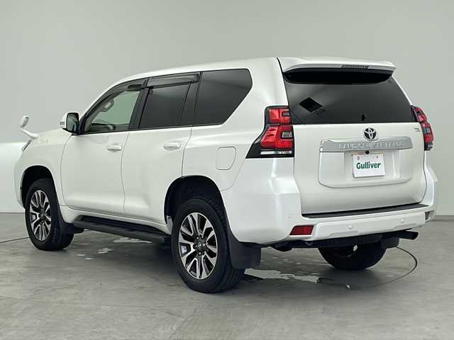 トヨタ ランドクルーザー プラド TX Lパッケージ 三重県 2021(令3)年 4.8万km ホワイトパールクリスタルシャイン 禁煙車/純正SDナビ/CD/DVD/SD/BT/フルセグTV/バックカメラ/衝突被害軽減ブレーキ/レーンキープアシスト/サンルーフ/レーダークルーズコントロール/シートヒーター/エアシート/レザーシート（ベージュ）/純正19インチアルミホイール/ETC/オートハイビーム/スマートキー