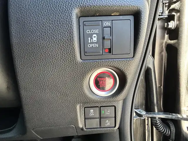 ホンダ Ｎ ＢＯＸ カスタム G L ホンダセンシング 群馬県 2017(平29)年 11.7万km プレミアムグラマラスブロンズP (株)IDOMが運営する【じしゃロン伊勢崎店】の自社ローン専用車両になりますこちらは現金またはオートローンご利用時の価格です。自社ローンご希望の方は別途その旨お申付け下さい/ホンダセンシング/純正メモリーナビゲーション/バックカメラ/CD/DVD/SD/BT/DTV/USB/左パワースライドドア/ビルトインETC/ドアバイザー/純正フロアマット