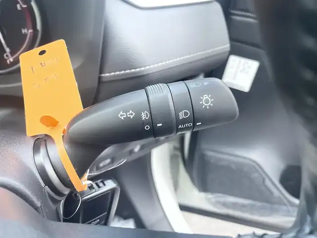 トヨタ ＲＡＶ４ G 愛媛県 2021(令3)年 2.9万km ホワイトパールクリスタルシャイン 純正ディスプレイオーディオ/（Bluetooth/AppleCarPlay/AndroidAuto)/トヨタセーフティー/アランドビューモニター/前後ドライブレコーダー/ETC/アダプティブクルーズコントロール/ブラインドスポットモニター/プリクラッシュセーフティー/レザーシート/パワーシート/メモリーシート/シートヒーター/ステアリングヒーター/パワーバックドア/LEDヘッドライト/オートマチックハイビーム/フォグランプ/純正18インチアルミホイール/フロアマット/ドアバイザー