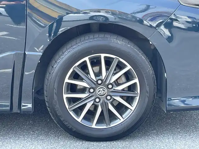 トヨタ ヴォクシー ZS 佐賀県 2014(平26)年 14.7万km ブラッキッシュアゲハガラスフレーク こちらは現金またはオートローンご利用時の価格です。/自社ローンご希望の方は別途その旨お申付け下さい/・外色:ブラキッシュアゲハガラスフレーク/・７人乗り/・両側電動スライド　/・純正ＳＤナビ/ＢＴオーディオ/フルセグ/ＤＶＤ/ＣＤ　/・社外ドラレコ　/・ＧＰＳレーダー　/・バックカメラ　/・ビルトインＥＴＣ