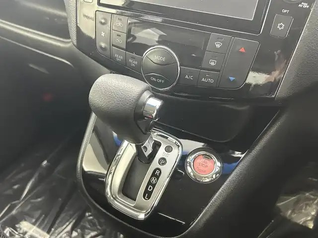 日産 セレナ ハイウェイS G S HV Aセーフ 埼玉県 2014(平26)年 8万km ブリリアントホワイトパール 純正8インチナビ Bluetooth フルセグTV 全方位カメラ 両側パワースライドドア クルーズコントロール アイドリングストップ 純正LEDヘッドライト 衝突軽減システム スペアキー ETC