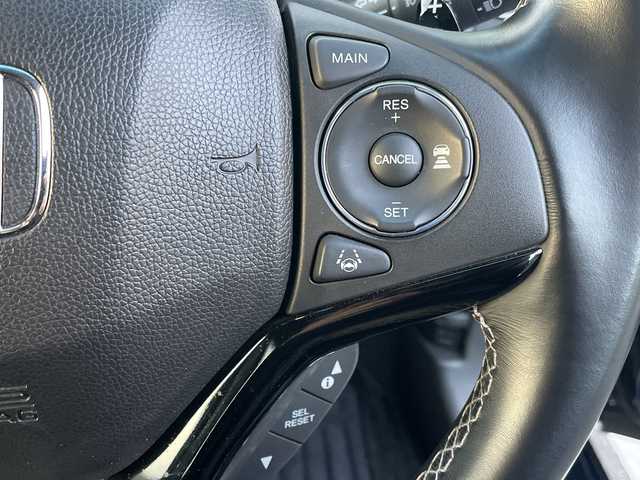 ホンダ ヴェゼル ハイブリッド Z ホンダセンシング 神奈川県 2018(平30)年 2.5万km ミッドナイトブルービームM 純正ナビ(VXM-187VFEi)/ワンセグ/Bluetooth/CD/DVD/HDMI/追従クルーズコントロール　/バックカメラ　/シートヒーター　/コーナーセンサー　/ビルドインＥＴＣ　/ドライブレコーダー　/LEDヘッドライト　/オートライト　/フォグライト　/ドアバイザー/純正フロアマット/純正アルミホイール/レーンキープアシスト/ABS/横滑り防止装置/衝突被害軽減システム/保証書/取扱説明書/記録簿