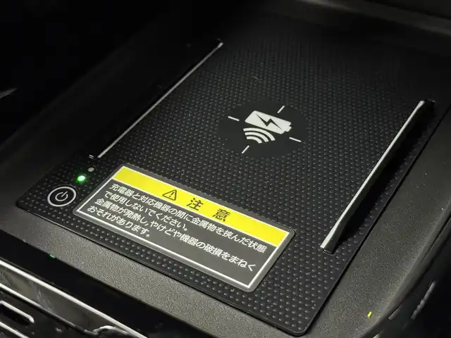 ホンダ ヴェゼル ハイブリッド e:HEV Z PLaYパッケージ 福岡県 2025(令7)年 0.1千km パール 登録済未使用車/純正９型ナビ　/バックカメラ　/置くだけ充電　/ビルトインＥＴＣ２．０　/衝突軽減　/レーンキープ　/ＢＳＷ　/アクセル踏み間違い防止　/ヒルディセントコントロール　/パワーバックドア　/純正１８インチＡＷ　/ＬＥＤライト