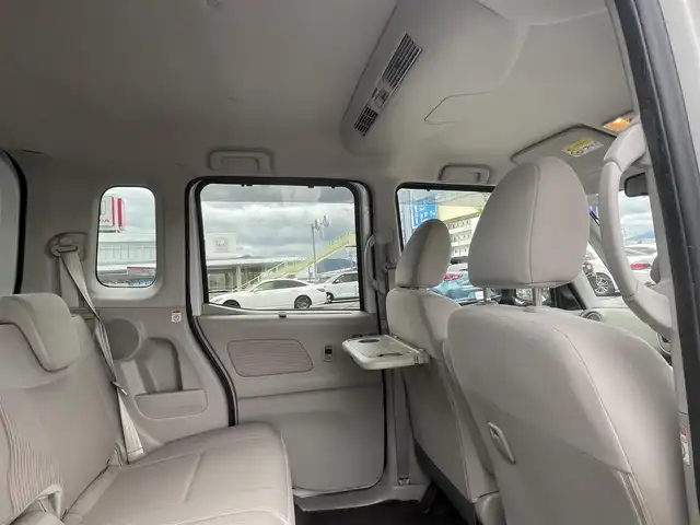 日産 デイズ ルークス X 山梨県 2015(平27)年 9万km ホワイトパール (株)IDOMが運営する【じしゃロン甲府店】の自社ローン専用車両になります。/こちらは現金またはオートローンご利用時の価格です。自社ローンご希望の方は別途その旨お申付け下さい/エマージェンシーブレーキ/両側パワースライドドア/スマートキー２個/純正メモリナビ・フルセグＴＶ/ＣＤ・ＤＶＤ・ＳＤ・ＢＴオーディオ/アラウンドビューモニター/保証書・取説書・ナビ説書
