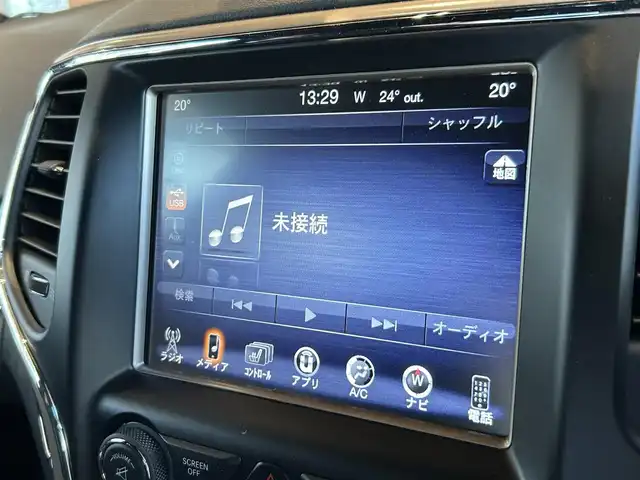 クライスラー・ジープ ジープ グランドチェロキー サミット 宮城県 2016(平28)年 6.7万km グラニトクリスタル ワンオーナー/パノラマガラスサンルーフ/harman/kardonサウンドシステム/アクティブクルーズコントロール/衝突軽減システム/純正ナビゲーションシステム/フルセグTV/フロント/サイド/バックカメラ/ブラックレザーシート/シートベンチレーション/シートヒーター/パワーシート/純正20インチAW/スマートキー/パワーバックドア/キセノンヘッドライト/オートライト/ETC車載器