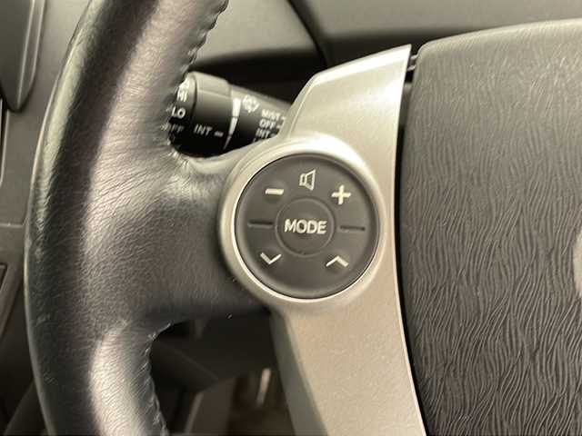 トヨタ プリウス S ツーリングセレクション 千葉県 2010(平22)年 5万km ホワイトパールクリスタルシャイン 純正HDDナビ/（フルセグ/Bluetooth/CD/DVD/FM/AM）/バックカメラ/ETC/ドライブレコーダー（前のみ）/アイドリングストップ/スマートキー/ハロゲンヘッドライト/電動格納ミラー/純正フロアマット/純正サイドバイザー/W＋サイド＋カーテンエアバッグ