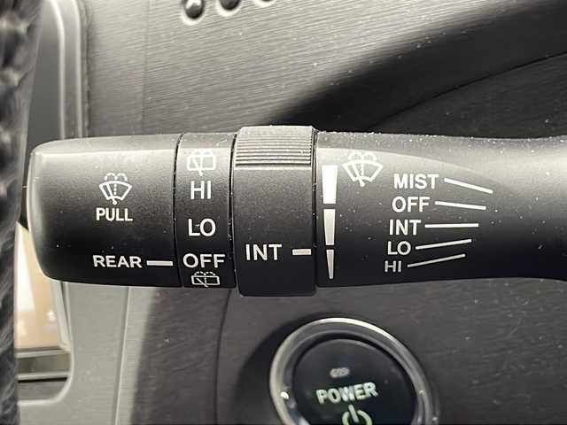 トヨタ プリウス S ツーリングセレクション 千葉県 2010(平22)年 5万km ホワイトパールクリスタルシャイン 純正HDDナビ/（フルセグ/Bluetooth/CD/DVD/FM/AM）/バックカメラ/ETC/ドライブレコーダー（前のみ）/アイドリングストップ/スマートキー/ハロゲンヘッドライト/電動格納ミラー/純正フロアマット/純正サイドバイザー/W＋サイド＋カーテンエアバッグ