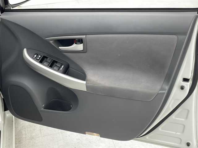 トヨタ プリウス S ツーリングセレクション 千葉県 2010(平22)年 5万km ホワイトパールクリスタルシャイン 純正HDDナビ/（フルセグ/Bluetooth/CD/DVD/FM/AM）/バックカメラ/ETC/ドライブレコーダー（前のみ）/アイドリングストップ/スマートキー/ハロゲンヘッドライト/電動格納ミラー/純正フロアマット/純正サイドバイザー/W＋サイド＋カーテンエアバッグ