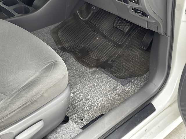 トヨタ プリウス S ツーリングセレクション 千葉県 2010(平22)年 5万km ホワイトパールクリスタルシャイン 純正HDDナビ/（フルセグ/Bluetooth/CD/DVD/FM/AM）/バックカメラ/ETC/ドライブレコーダー（前のみ）/アイドリングストップ/スマートキー/ハロゲンヘッドライト/電動格納ミラー/純正フロアマット/純正サイドバイザー/W＋サイド＋カーテンエアバッグ