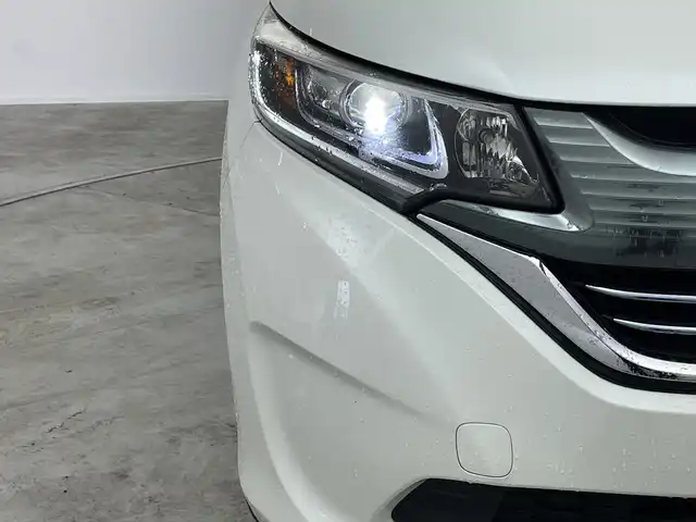 ホンダ フリード ハイブリット G ホンダセンシング 群馬県 2018(平30)年 6.3万km ホワイトオーキッドパール 純正９型ナビ　バックカメラ　衝突被害軽減ブレーキ　アダプティブクルーズコントロール　ビルトインＥＴＣ　ドライブレコーダー　レーンキープアシスト　ＬＥＤヘッドライト　スマートキー　オートライト