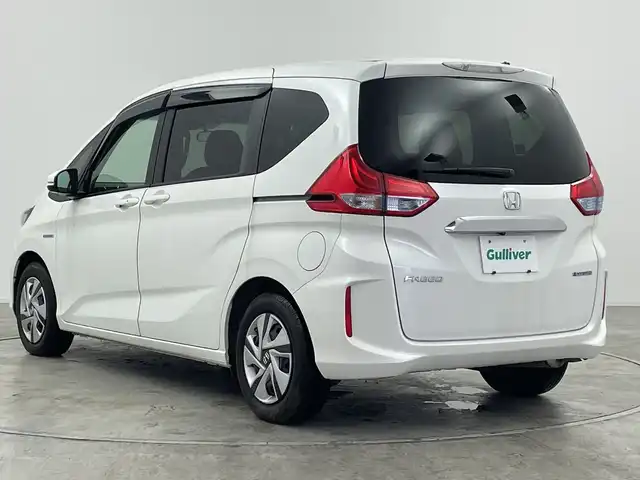 ホンダ フリード ハイブリット G ホンダセンシング 群馬県 2018(平30)年 6.3万km ホワイトオーキッドパール 純正９型ナビ　バックカメラ　衝突被害軽減ブレーキ　アダプティブクルーズコントロール　ビルトインＥＴＣ　ドライブレコーダー　レーンキープアシスト　ＬＥＤヘッドライト　スマートキー　オートライト