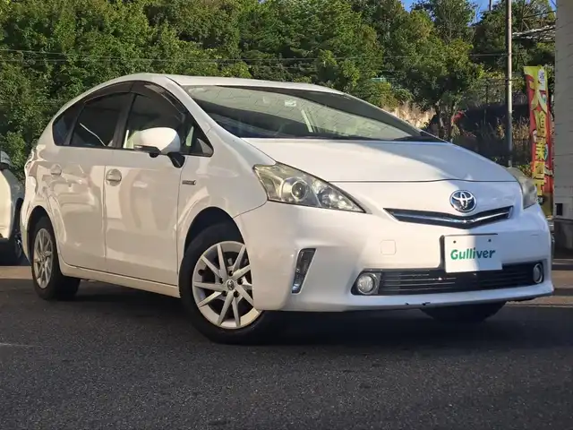 トヨタ プリウス α S 大阪府 2011(平23)年 11.8万km スーパーホワイトⅡ /禁煙車//純正SDナビ【NSZT-W61G】/・SD/CD/DVD/フルTV/Bluetooth/AUX//F.S.Rカメラ・アラウンドビューカメラ//前後ドラレコ【CSD-790FHG】//ビルトインETC//スマートキー//プッシュスタート//純正16AW