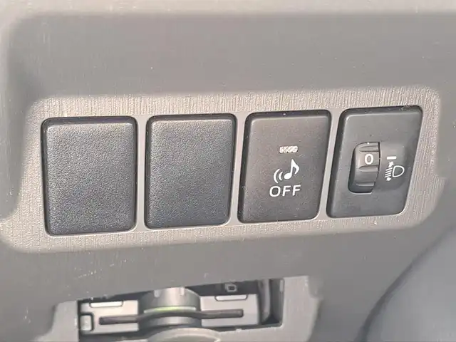 トヨタ プリウス α S 大阪府 2011(平23)年 11.8万km スーパーホワイトⅡ /禁煙車//純正SDナビ【NSZT-W61G】/・SD/CD/DVD/フルTV/Bluetooth/AUX//F.S.Rカメラ・アラウンドビューカメラ//前後ドラレコ【CSD-790FHG】//ビルトインETC//スマートキー//プッシュスタート//純正16AW