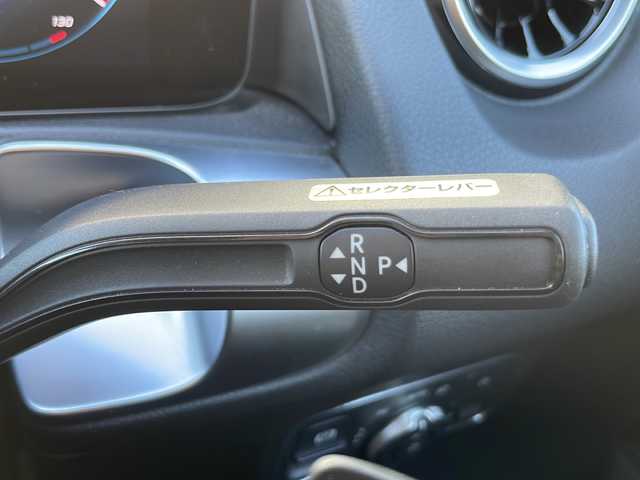 メルセデス・ベンツ ＧＬＢ２００ｄ 静岡県 2021(令3)年 3.4万km マウンテングレー /純正ナビ/地デジTV//Bluetooth//バック/全周囲カメラ//レザーシート//シートヒーター//衝突軽減ブレーキ//ブラインドスポットモニター//キーレスゴー//純正18インチAW//スマートキー//LEDヘッドライト//保証書//取説