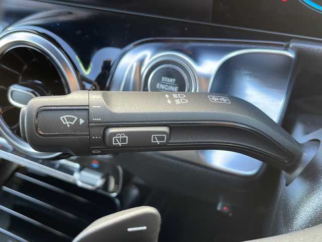 メルセデス・ベンツ ＧＬＢ２００ｄ 静岡県 2021(令3)年 3.4万km マウンテングレー /純正ナビ/地デジTV//Bluetooth//バック/全周囲カメラ//レザーシート//シートヒーター//衝突軽減ブレーキ//ブラインドスポットモニター//キーレスゴー//純正18インチAW//スマートキー//LEDヘッドライト//保証書//取説