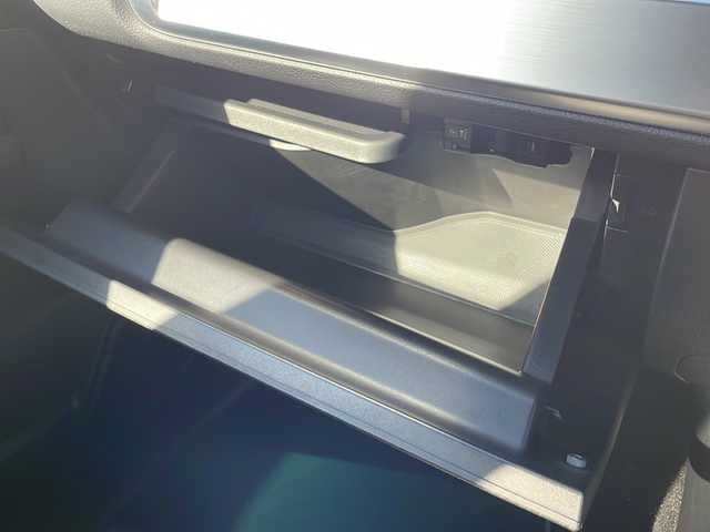 メルセデス・ベンツ ＧＬＢ２００ｄ 静岡県 2021(令3)年 3.4万km マウンテングレー /純正ナビ/地デジTV//Bluetooth//バック/全周囲カメラ//レザーシート//シートヒーター//衝突軽減ブレーキ//ブラインドスポットモニター//キーレスゴー//純正18インチAW//スマートキー//LEDヘッドライト//保証書//取説