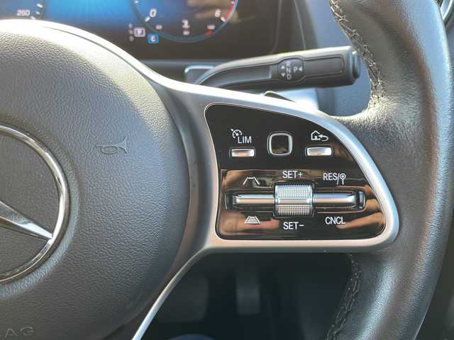 メルセデス・ベンツ ＧＬＢ２００ｄ 静岡県 2021(令3)年 3.4万km マウンテングレー /純正ナビ/地デジTV//Bluetooth//バック/全周囲カメラ//レザーシート//シートヒーター//衝突軽減ブレーキ//ブラインドスポットモニター//キーレスゴー//純正18インチAW//スマートキー//LEDヘッドライト//保証書//取説