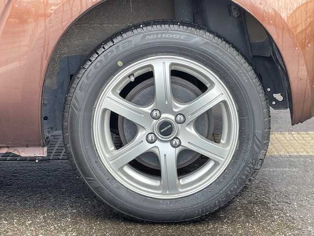 トヨタ ポルテ X 青森県 2015(平27)年 6.2万km ダークブラウンマイカメタリック 社外SDナビ/(フルセグTV/CD/DVD/Bluetooth)/片側パワースライドドア/ルームミラー型ドライブレコーダー/ワンオーナー/ETC/4WD/寒冷地仕様車/オートライト/純正フロアマット/社外アルミホイール/保証書取説あり
