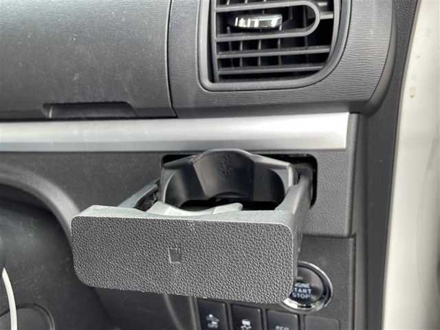 ダイハツ タント カスタム RS トップED SAⅡ 新潟県 2016(平28)年 9.3万km パールホワイトⅢ 8インチメモリーナビ(AVIC-RL901)/(AM/FM/CD/DVD/Bluetooth)/フルセグTV/両側パワースライド/バックカメラ/スマートアシストII/・衝突回避支援ブレーキ/・衝突警報機能/・車線逸脱警報/・誤発進抑制制御機能/・先行車発進お知らせ機能/オートライト/オートエアコン/LEDヘッドライト/電動格納ミラー/スマートキー/スペアキー/ステアリングスイッチ/プッシュスタート/取扱説明書/保証書