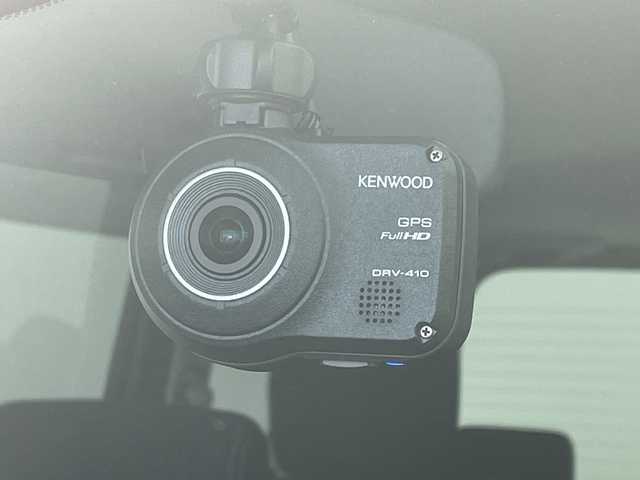 日産 セレナ HWS S HV Vセレ +Sefty 岐阜県 2015(平27)年 3.8万km ブリリアントシルバー 7型ナビゲーション【CN-E300D】/ワンセグテレビ/Bluetooth/CD/両側パワースライドドア/車線逸脱警報機能/衝突軽減被害機能/クルーズコントロール/革巻きステアリング/ステアリングリモコン/社外前方ドラレコ/ETC/LEDヘッドライト/オートライト/横滑り防止装置