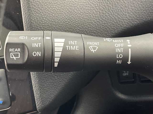 日産 セレナ HWS S HV Vセレ +Sefty 岐阜県 2015(平27)年 3.8万km ブリリアントシルバー 7型ナビゲーション【CN-E300D】/ワンセグテレビ/Bluetooth/CD/両側パワースライドドア/車線逸脱警報機能/衝突軽減被害機能/クルーズコントロール/革巻きステアリング/ステアリングリモコン/社外前方ドラレコ/ETC/LEDヘッドライト/オートライト/横滑り防止装置