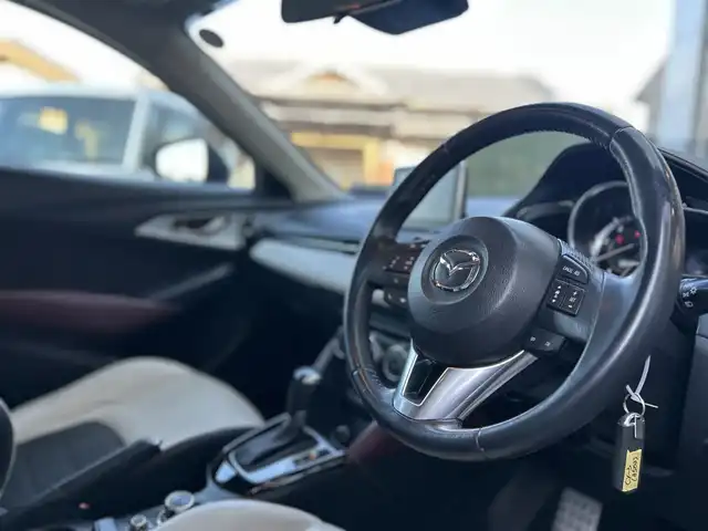 マツダ ＣＸ－３ XD ツーリング 宮崎県 2015(平27)年 12.6万km セラミックM /マツダコネクトナビ//TV/CD/DVD/Bluetooth//ETC//バックカメラ//レーダークルーズコントロール//前席シートヒーター//パドルシフト//純正フロアマット//純正アルミホイール//オートライト//電格ウィンカーミラー//ステアリングスイッチ//取説/保証書