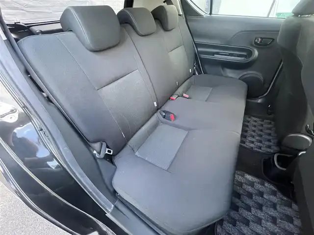 トヨタ アクア S 佐賀県 2018(平30)年 14万km ブラックマイカ トヨタセーフティセンス　コーナーセンサー　純正ナビ　バックカメラ　フルセグＴＶ　純正ドラレコ　オートライト　プッシュスタート　スペアキー×１　取扱説明書　保証書