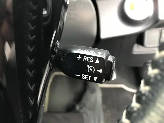 トヨタ アクア G G’s 栃木県 2015(平27)年 10.8万km ライムホワイトパールクリスタルシャイン (株)IDOMが運営する【じしゃロン小山店】の自社ローン対象車両になります。こちらは現金ご利用時の価格です。/自社ローンご希望の方は別途その旨お申付け下さい。//禁煙車/純正フルセグナビ/（CD/DVD/AM/FMラジオ）/(Bluetooth)/スマートキー/プッシュスタート/バックカメラ/ＥＴＣ/クルーズコントロール/ドライブレコーダー/シートヒーター/ステアリングリモコン/電動格納ドアミラー/パワーウインドウ/オートライト/防眩ミラー