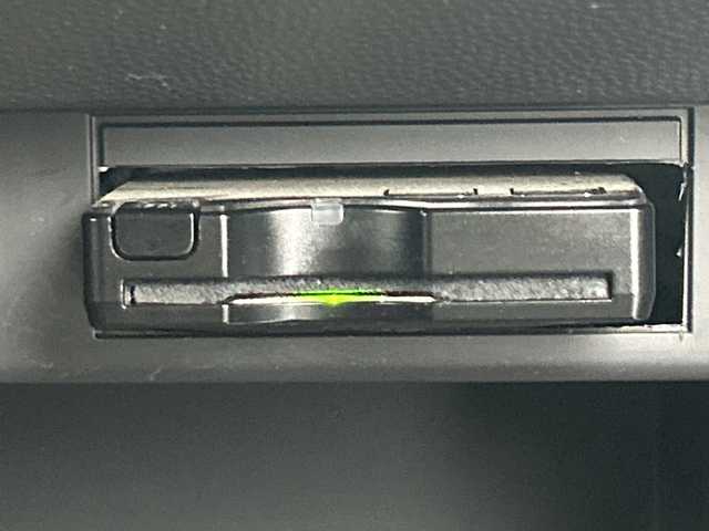 スズキ ラパン XL 三重県 2013(平25)年 4.9万km シャンパンピンクPM /禁煙車//社外SDナビ/（フルセグ/CD/DVD/AM/FM）//シートヒーター//ETC//純正14インチアルミホイール//アイドリングストップ//革巻きステアリング//プッシュスタート//スマートキー//ウィンカーミラー//電動格納ミラー//純正フロアマット