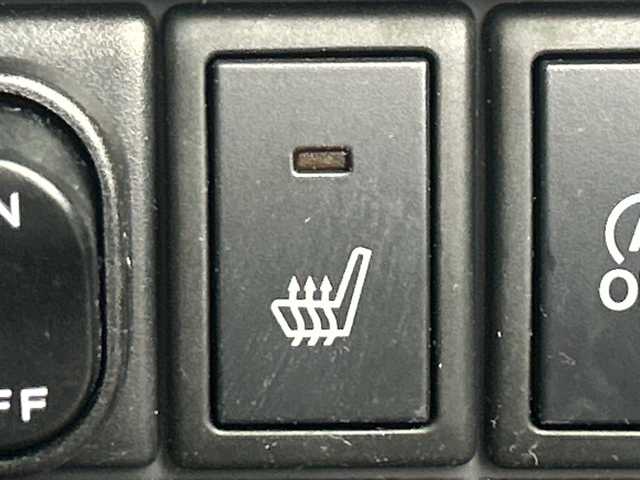 スズキ ラパン XL 三重県 2013(平25)年 4.9万km シャンパンピンクPM /禁煙車//社外SDナビ/（フルセグ/CD/DVD/AM/FM）//シートヒーター//ETC//純正14インチアルミホイール//アイドリングストップ//革巻きステアリング//プッシュスタート//スマートキー//ウィンカーミラー//電動格納ミラー//純正フロアマット