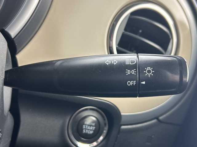 スズキ ラパン XL 三重県 2013(平25)年 4.9万km シャンパンピンクPM /禁煙車//社外SDナビ/（フルセグ/CD/DVD/AM/FM）//シートヒーター//ETC//純正14インチアルミホイール//アイドリングストップ//革巻きステアリング//プッシュスタート//スマートキー//ウィンカーミラー//電動格納ミラー//純正フロアマット