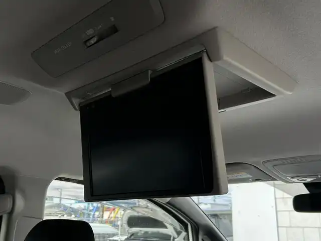 トヨタ ヴォクシー ZS 煌Ⅱ 福岡県 2016(平28)年 7.9万km ホワイトパールクリスタルシャイン 純正9型SDナビ(フルセグTV/CD/DVD/BT)/トヨタセーフティ/後席フリップダウンモニター/両側電動/ステアリングスイッチ/ETC/純正LED/純正フロアマット/純正アルミホイール/スペアキー/プッシュスタート/スマートキー