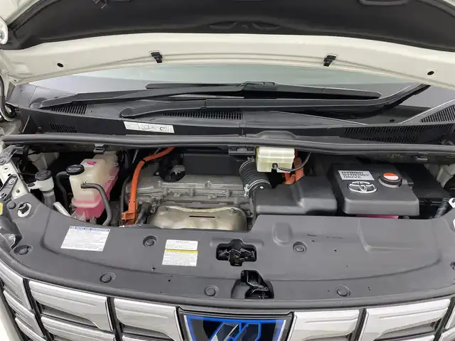 トヨタ アルファードハイブリット エグゼクティブ ラウンジ 千葉県 2016(平28)年 6.7万km ラグジュアリーホワイトパールクリスタルシャインガラスフレーク 禁煙車/４WD/トヨタセーフティセンス/・クリアランスソナー/・プリクラッシュセーフティブレーキ/・クルーズコントロール/JBLプレミアムサウンド/両側パワースライドドア/パワーバックドア/ツインサンルーフ/12.1型フリップダウンモニター/純正９型ディスプレイオーディオナビ/・CD/DVD/USB/AUX/HDMI/Bluetooth/フルセグTV/・バックカメラ/・ビルトインETC/革巻きステアリング/・ステアリングスイッチ/100V電源/レザーシート/・DNセカンドパワーシート/・D席メモリ付き/・DNシートヒーター/・オットマン/電子パーキング/・ブレーキホールド/社外フロアマット/純正１７インチAW/オートライト/・LEDヘッドライト/・LEDフォグランプ