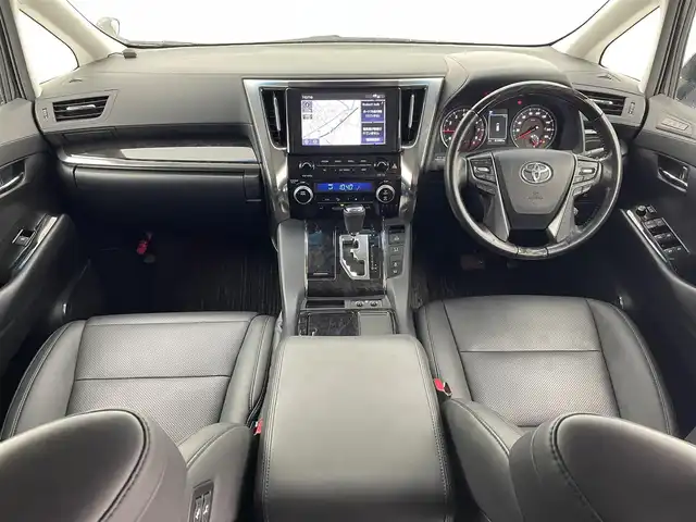 トヨタ ヴェルファイア Z Gエディション 宮城県 2020(令2)年 6.2万km ブラック 純正９インチディスプレイオーディオ(BT/フルセグTV/Miracast)/エントリーナビキット /純正フリップダウンモニター　/バックカメラ　/トヨタセーフティセンス　/　・レーントレーシングアシスト/　・追従機能付きクルーズコントロール/　・プリクラッシュセーフティ/　・横滑り防止機能/　・オートマチックハイビーム/前後クリアランスソナー /オートライト/LEDライト/シーケンシャルターンランプ/フォグランプ/両側パワースライドドア　/パワーバックドア　/全席パワーシート　/全席シートヒーター　/全席エアシート/レザーシート/シートメモリ/オットマン/ETC2.0/サンシェード/ミラー型ドラレコ/純正フロアマット/純正アルミホイール