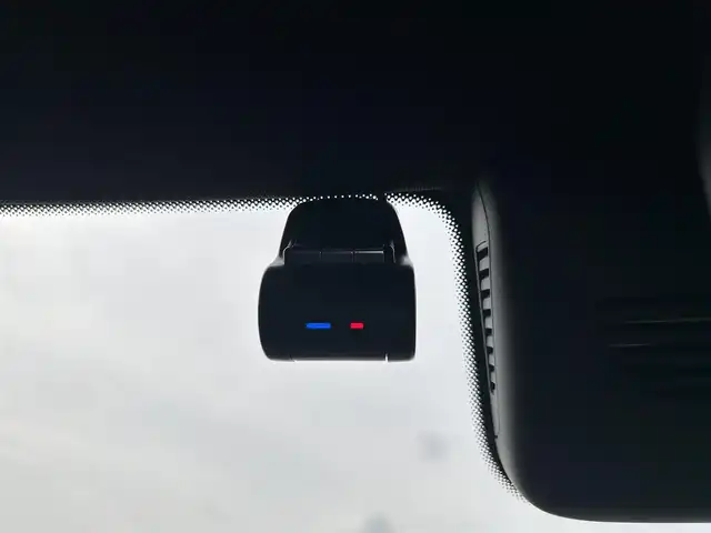 メルセデス・ベンツ Ｃ２２０ｄ ワゴン ローレウスエディション 滋賀県 2018(平30)年 3.8万km オブシディアンブラック レーダーセーフティパッケージ /サンルーフ /ACC /黒革シート /前席シートヒーター /前席パワーシート /アクティブブレーキアシスト /LKA/BSM /衝突軽減ブレーキ /純正ナビ /ドラレコ /パワーバックドア/バックカメラ