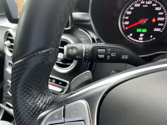 メルセデス・ベンツ Ｃ２２０ｄ ワゴン ローレウスエディション 滋賀県 2018(平30)年 3.8万km オブシディアンブラック レーダーセーフティパッケージ /サンルーフ /ACC /黒革シート /前席シートヒーター /前席パワーシート /アクティブブレーキアシスト /LKA/BSM /衝突軽減ブレーキ /純正ナビ /ドラレコ /パワーバックドア/バックカメラ
