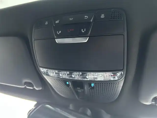 メルセデス・ベンツ Ｃ２２０ｄ ワゴン ローレウスエディション 滋賀県 2018(平30)年 3.8万km オブシディアンブラック レーダーセーフティパッケージ /サンルーフ /ACC /黒革シート /前席シートヒーター /前席パワーシート /アクティブブレーキアシスト /LKA/BSM /衝突軽減ブレーキ /純正ナビ /ドラレコ /パワーバックドア/バックカメラ