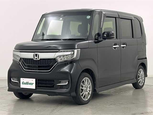 ホンダ Ｎ ＢＯＸ カスタム G L ホンダセンシング 宮城県 2019(平31)年 2.4万km クリスタルブラックパール Honda SENSING/・衝突軽減ブレーキ/・路外逸脱抑制機能/・アダプティブクルーズコントロール/・車線維持支援システム/・オートハイビーム/社外7インチSDナビ/・BT.SD.USB.CD.DVD/バックカメラ/フルセグTV/両側パワースライドドア/ステアリングスイッチ/ビルトインETC/プッシュスタート/純正エンジンスターター/LEDヘッドライト/LEDフォグライト/純正フロアマット/社外14インチAW/ロールサンシェード/ドアバイザー