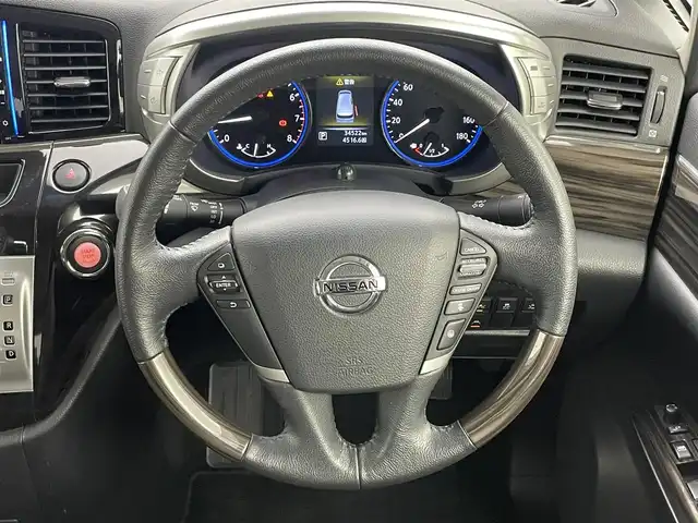 日産 エルグランド 250HWS アーバンクロム 岡山県 2020(令2)年 3.5万km ファントムブラック ワンオーナー		/純正8インチナビゲーション		/【フルセグ/Bluetooth/DVD/MSP/CarPlay】		/バックカメラ/両側パワースライドドア/11インチ後席モニター		/純正18inアルミホイール+サマータイヤ：装着				/レーダークルーズコントロール	/コーナーセンサー	/ビルトインETC		/LEDヘッドライト（AUTO機能付き）			/横滑り防止機能		/衝突軽減システム		/車線逸脱防止システム	/純正ドライブレコーダー				/スマートキー		/ステアリングスイッチ		/プッシュスタート	/コーナーセンサー				/フロアマット