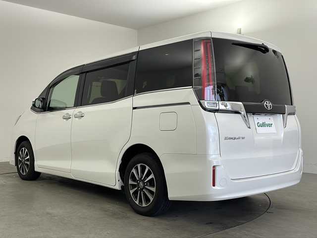 トヨタ エスクァイア Gi 兵庫県 2017(平29)年 7.2万km ホワイトパールクリスタルシャイン ・社外9インチメモリナビ（MDV-M906HDL）/CD/DVD/フルセグ/USB/BT/・ETC/・社外10.1インチフリップダウンモニター/・バックカメラ/・前後ドライブレコーダー/・両側パワースライドドア/・合皮シート/・前席シートヒーター/・純正フロアマット/・純正15インチアルミホイール/・プリクラッシュセーフティ/・レーンディパチャーアラート/・オートマチックハイビーム