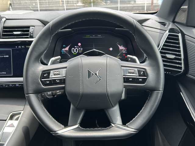 ＤＳオートモビル シトロエン ＤＳ７ オペラ E－テンス 4×4 岐阜県 2023(令5)年 0.6万km グレーＭ /カラーコード　ESC//ワンオーナー//純正ナビ//ディスプレイモニター/(AppleCarPlay/AndroidAuto)//全周囲カメラ//黒革シート//全席パワーシート//前席シートヒーター//アダプティブクルーズコントロール//アイドリングストップ//レーンキープアシスト//ブラインドスポットモニター//アクティブセーフティブレーキ//LEDヘッドライト//前後ドライブレコーダー//Focalサウンド//置くだけ充電