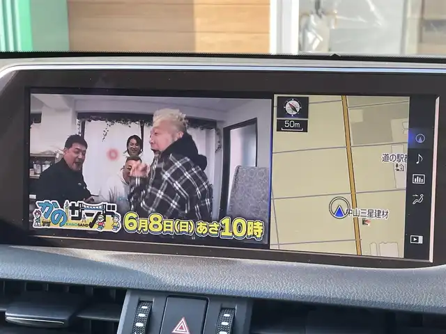レクサス ＥＳ 300h バージョンL 宮崎県 2020(令2)年 9万km マーキュリーグレーマイカ ムーンルーフ/純正12.3型ナビ/　(BT/AppleCarPlay、AndroidAuto対応)/フルセグTV/バック/サイド/フロントカメラ/ドライブレコーダー/レーダークルーズコントロール/クリアランスソナー/セーフティシステムプラス/・プリクラッシュセーフティ/・レーントレーシングアシスト/・アダプティブハイビームシステム/・ロードサインアシスト/・先行車発進告知機能/ブラインドスポットモニター/パーキングサポートブレーキ/カラーヘッドアップディスプレイ/デジタルインナー/デジタルアウターミラー/3眼フルLEDヘッドランプ/本木製/革巻きコンビステアリング/ステアリングヒーター/パドルシフト/ハンドルカバー付/セミアニリン革シート/全席シートヒーター/前席ポジションメモリー/ベンチレーション/後席電動リクライニングシート/マークレビンソンプレミアムサラウンドシステム/純正18インチアルミホイール/スマートエントリー/スタートシステム/禁煙車