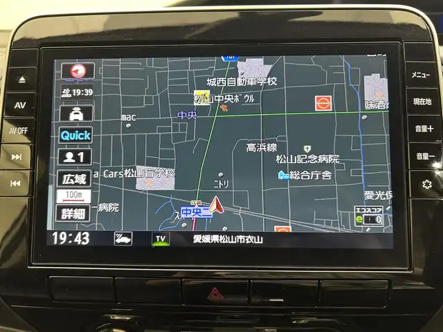 日産 セレナ ハイウェイスター V 愛媛県 2021(令3)年 2.2万km ブリリアントホワイトパール 純正10インチナビ/(Bluetooth/フルセグ)/プロパイロット/純正フリップダウンモニター/両側パワースライドドア/衝突被害軽減ブレーキ/コーナーセンサー/レーンキープアシスト/ブラインドスポットモニター/キャプテンシート/ETC/オートマチックハイビーム/オートライト/フォグランプ/アイドリングストップ/ドアバイザー/プッシュスタート/スペアキー/保証書/取扱説明書