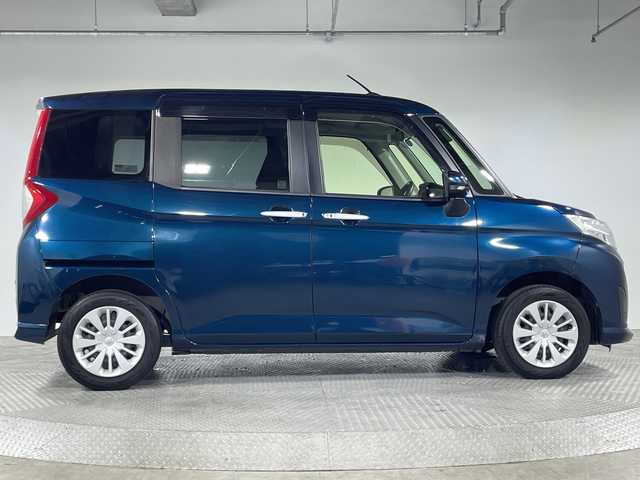 トヨタ ルーミー G S 神奈川県 2018(平30)年 5.7万km レーザーブルークリスタルシャイン プリクラッシュセーフティ/純正7型SDナビゲーション【NSZT-W68T】/・Bluetooth/CD/DVD/フルセグ/SD/AM/FM/バックカメラ/両側電動スライドドア/ETC/アイドリングストップ機能/ステアリングスイッチ/クルーズコントロール/スマートキー/プッシュスタートボタン/電動格納ミラー/ウィンカーミラー/LEDヘッドライト/純正ドアバイザー/社外フロアマット/社外14インチアルミホイール付きスタッドレスタイヤ4本積み込み