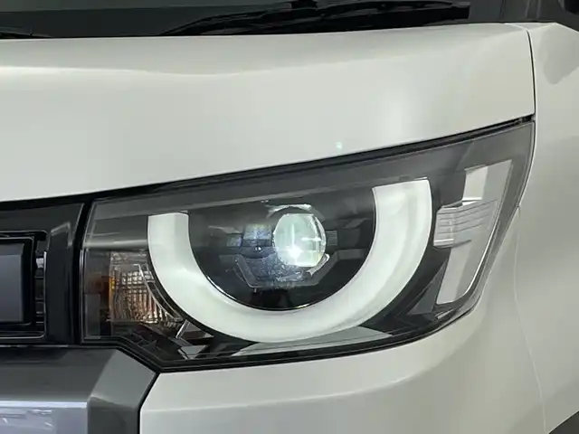 三菱 デリカミニ T プレミアム 新潟県 2025(令7)年 0.1千km アメジストブラック/シルキーホワイト 4WD/プロパイロット/純正ディスプレイオーディオ/　AppleCarPlay/AndroidAuto/Bluetooth/HDMI/全方位モニター/両側パワースライドドア/衝突被害軽減ブレーキ/レーンキープアシスト/前後コーナーセンサー/レーダークルーズコントロール/ハーフレザーシート/前席シートヒーター/オートマチックハイビーム/LEDヘッドライト/オートライト/ステアリングヒーター/パドルシフト/禁煙車