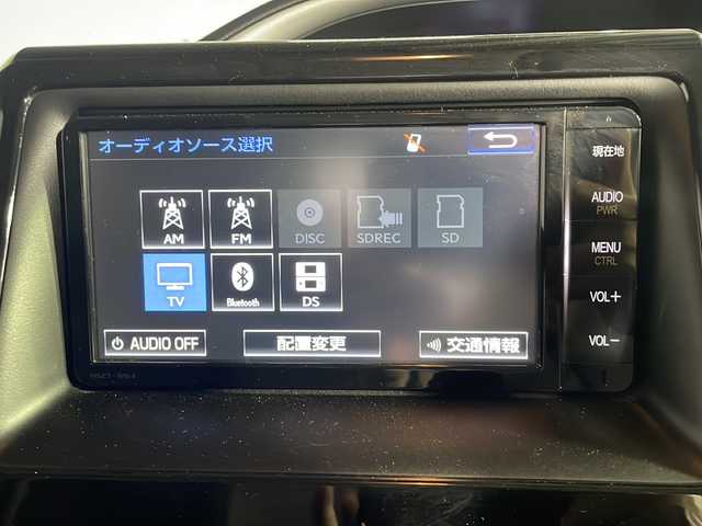 トヨタ ヴォクシー ZS 煌 沖縄県 2015(平27)年 2.4万km ブラッキッシュアゲハガラスフレーク 県外仕入れ/禁煙車/7人乗り/両側パワースライドドア/社外フリップダウンモニター/純正ナビ/（CD/DVD/FM/AM/BT/フルセグTV）/バックカメラ/ステアリングリモコン/ドライブレコーダー/ビルドインETC/プッシュスタート/スマートキー/スペアキー/オートライト/フォグランプ/オールオートパワーウインドウ/電動格納ウインカーミラー/純正アルミホイール/取扱説明書