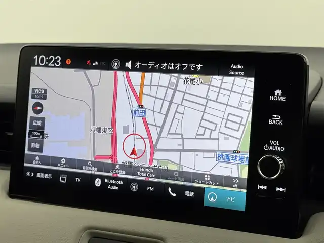 ホンダ ヴェゼル ハイブリッド e:HEV Z PLaYパッケージ 福岡県 2025(令7)年 0.1千km プレミアムサンライトホワイトパール 登録済未使用車　/純正９型ナビ　/バックカメラ　/置くだけ充電　/ＥＴＣ２．０　/衝突軽減　/レーンキープ　/ＢＳＷ　/アクセル踏み間違い防止　/パドルシフト　/ヒルディセントコントロール　/パワーバックドア　/純正１８インチＡＷ　/ＬＥＤ
