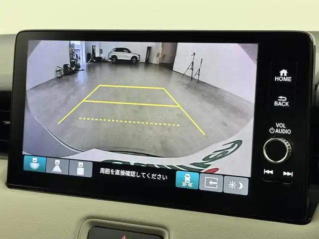 ホンダ ヴェゼル ハイブリッド e:HEV Z PLaYパッケージ 福岡県 2025(令7)年 0.1千km プレミアムサンライトホワイトパール 登録済未使用車　/純正９型ナビ　/バックカメラ　/置くだけ充電　/ＥＴＣ２．０　/衝突軽減　/レーンキープ　/ＢＳＷ　/アクセル踏み間違い防止　/パドルシフト　/ヒルディセントコントロール　/パワーバックドア　/純正１８インチＡＷ　/ＬＥＤ